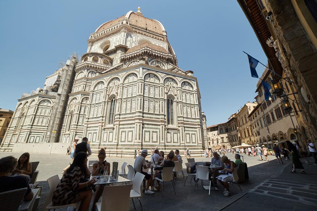 B&B Di Piazza Del Duomo Florenz Exterior foto